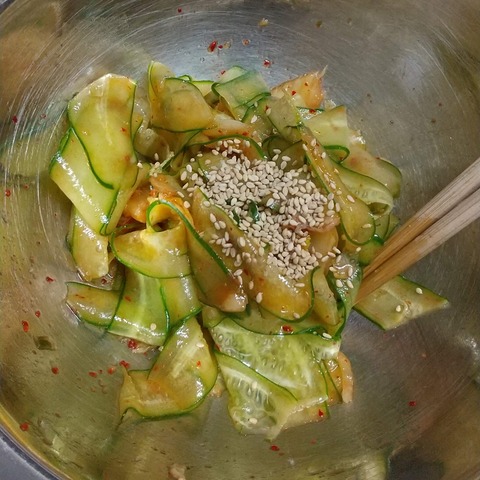 ひらひら胡瓜のキムチ和え (4)