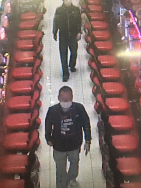 FF7BF5A3-09B6-4A7C-AF62-19FF4624261B