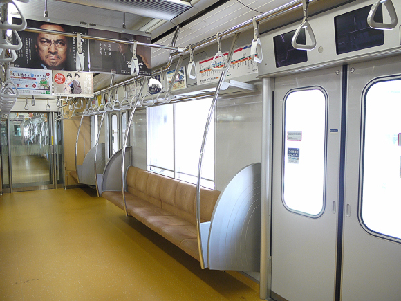 東京メトロ10000系、東横線で先行営業運転開始