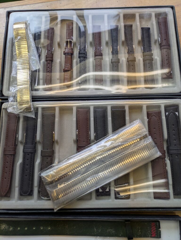 PXL_20251206_043416176