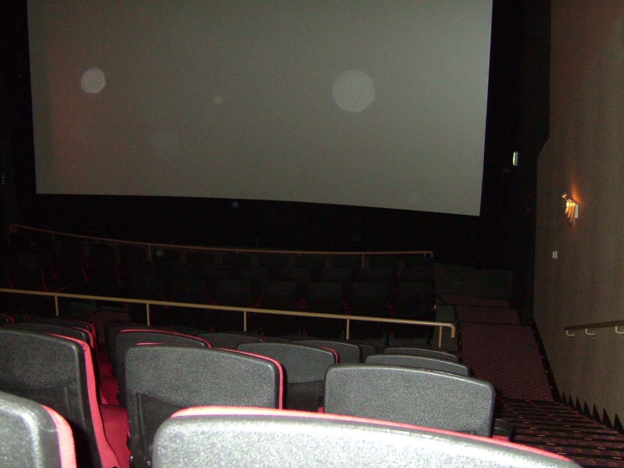 映画館の座席 映画 つぶやき