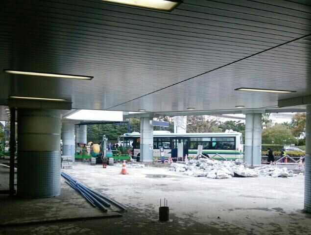 舞浜駅下の工事 ２ お父さんのための東京ディズニーリゾート R