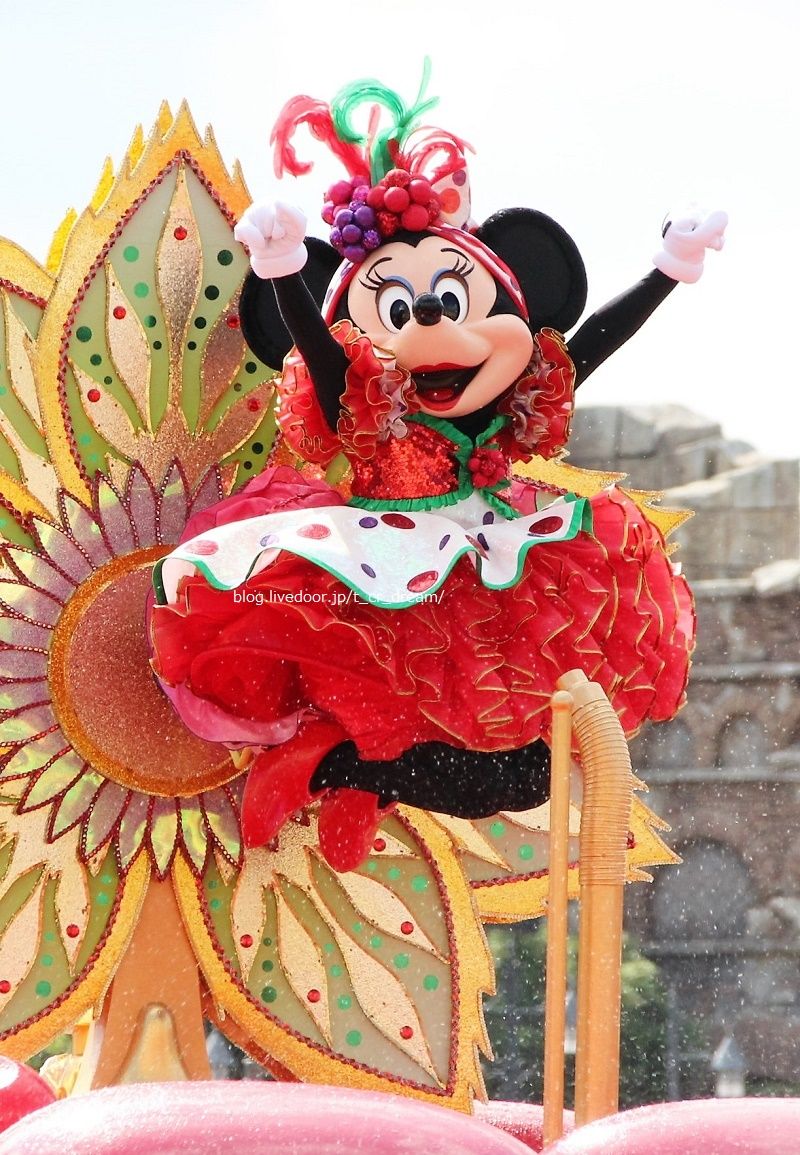 トロピカルなミニーのジャンプ お父さんのための東京ディズニーリゾート R
