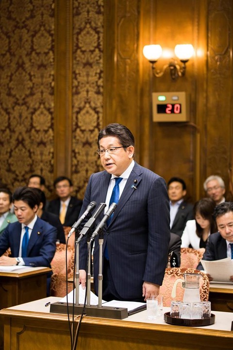 塚田一郎