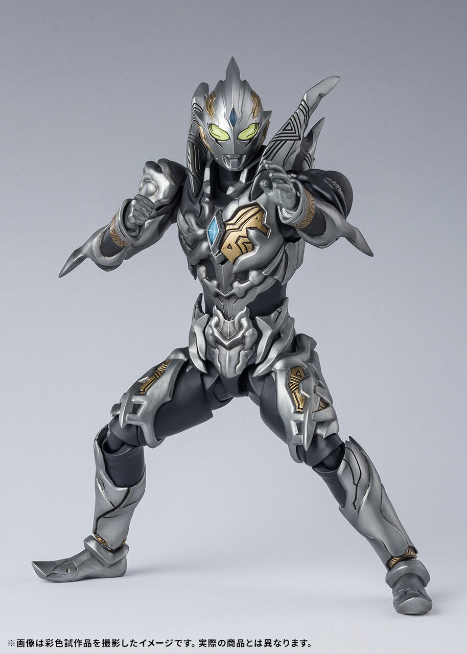 光と闇の邂逅――12/27受注開始「S.H.Figuarts トリガーダーク