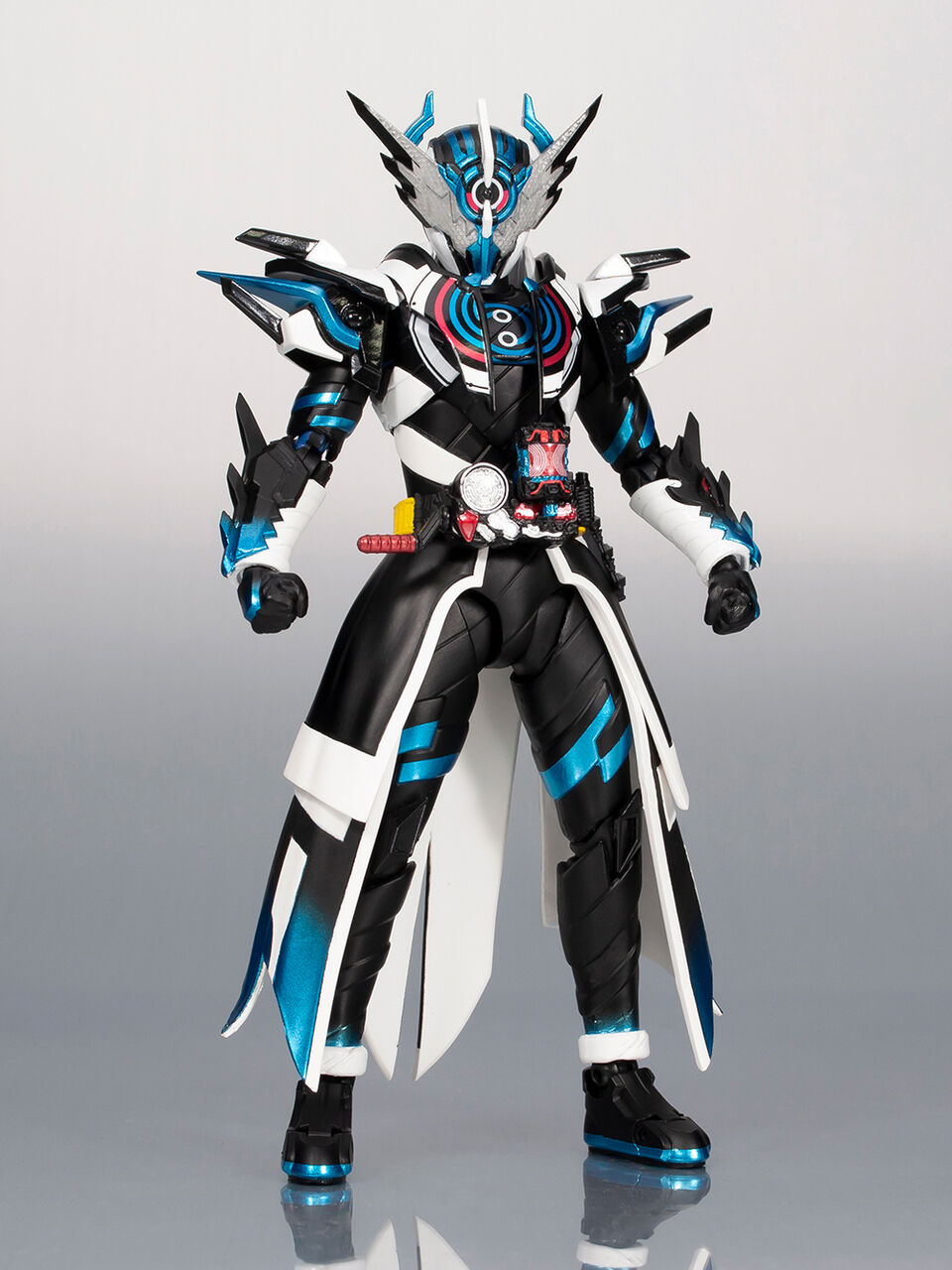 【未使用未開封新品】S.H.Figuarts 仮面ライダークローズエボル