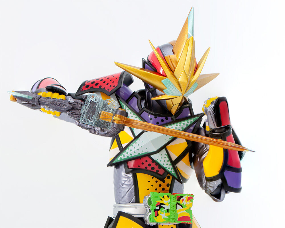 S.H.Figuarts仮面ライダー最光 金の武器 銀の武器／エックスソードマン Amazon.co.jp: BANDAI SPIRITS(バンダイ スピリッツ) S.H.