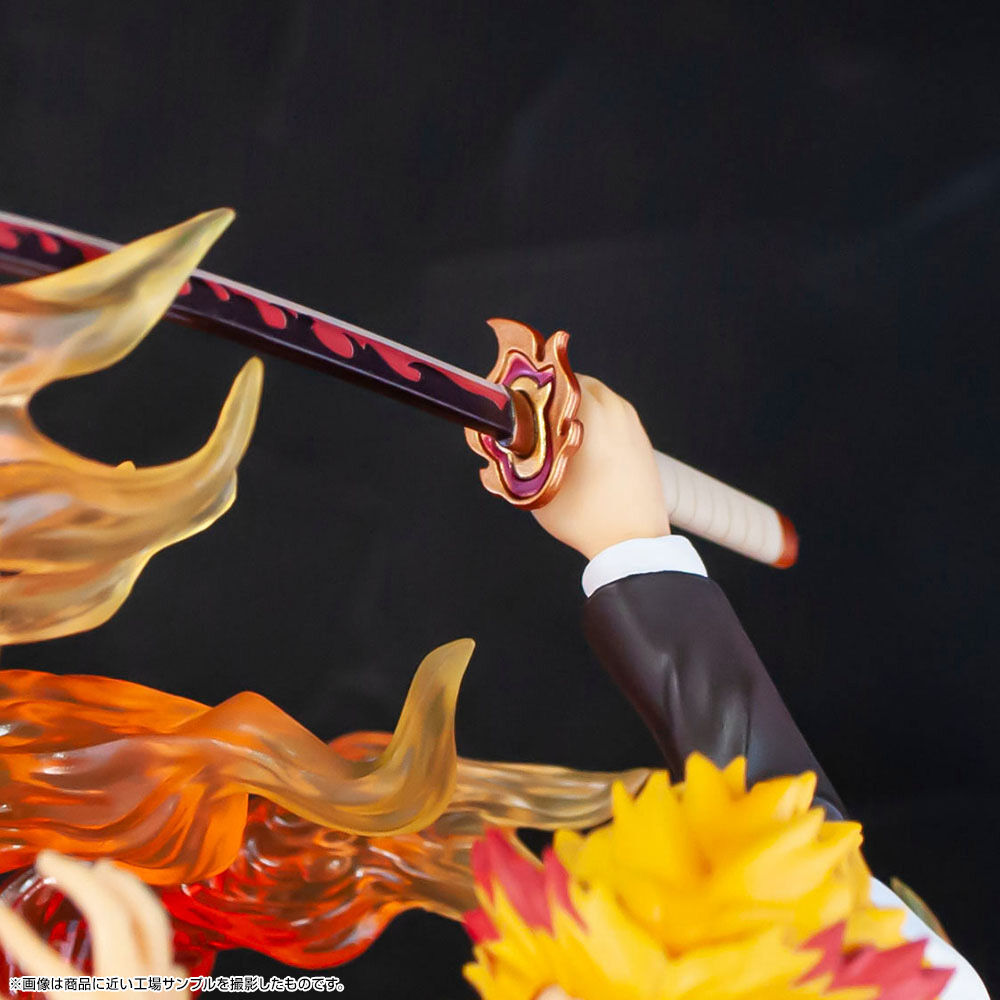 武尊 ３階級制覇記念フィギュア グローブ赤ver 武尊 3階級制覇記念フィギュア グローブ赤ver
