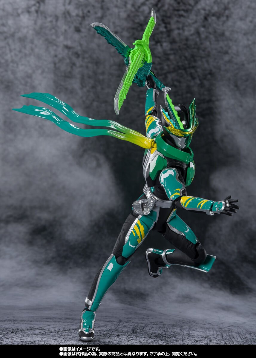 SH figuarts 仮面ライダー剣斬　猿飛忍者伝 Amazon.co.jp: S.H.Figuarts 仮面ライダー剣斬 猿飛忍者伝 仮面