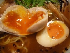 飛附亭 味玉