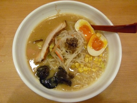 味噌野菜らーめん+味玉