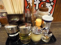 日の出らーめん卓上