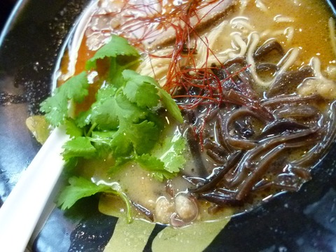 パクチーとキクラゲ