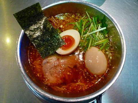 ZUND紅らーめん・塩・淡麗+煮玉子
