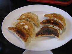 ラオシャン・餃子