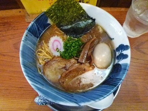 三豚らーめん+半熟味付け玉子