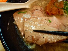 ���ϥ�Ʋ���㡼���塼