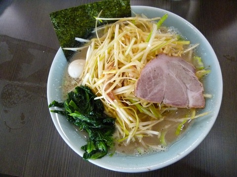 塩ネギラーメン