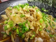 富士栄 肉