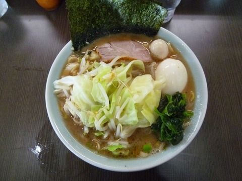 ラーメン+半熟味付け玉子+もやキャベ