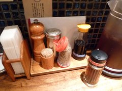 ����Ʋ����������売