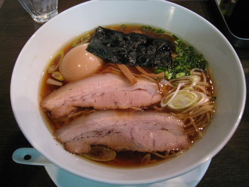 維新味玉醤油らぁめん