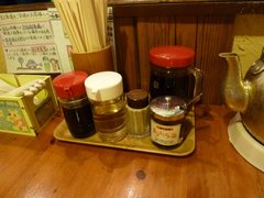 麺や食堂 卓上