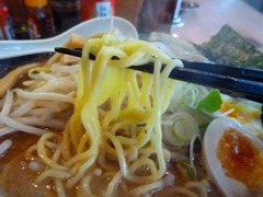 じぇんとる 麺