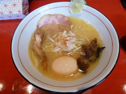 とららん 味玉入り塩らあめん