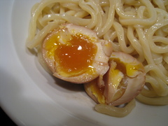 ���νФ顼���̣��