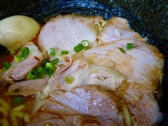 囲 チャーシュー