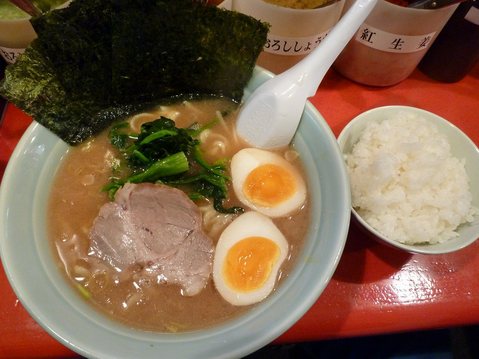 ��������ȡ��顼���ܤ��ޤ���Ⱦ�饤��