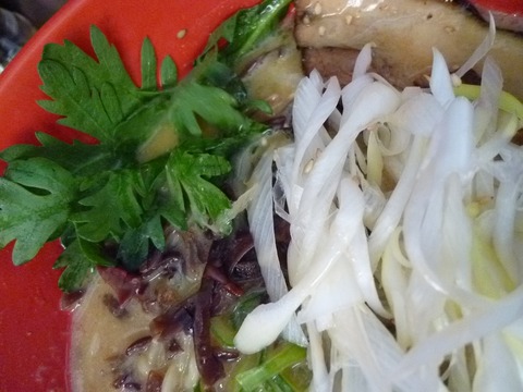 ねぎ春菊キクラゲ