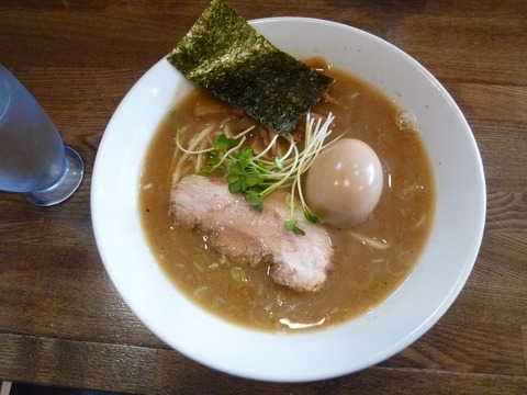 ��ڤ��С�̣��