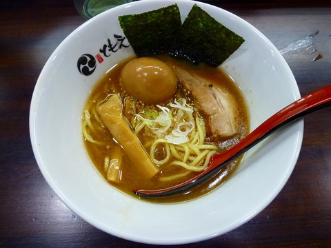 ともえ軒 魚介豚骨醤油ラーメン+半熟味付玉子