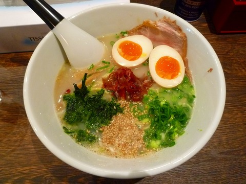 明かり家ありがとうらあめん+味付けたまご