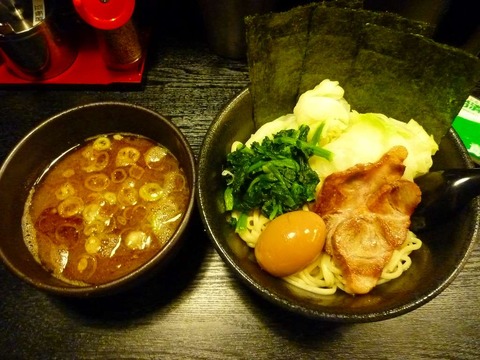 あじと屋特製つけ麺