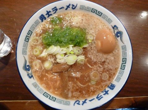 勇士・しょうゆラーメン+味付玉子