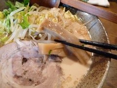 �����񡡶�������