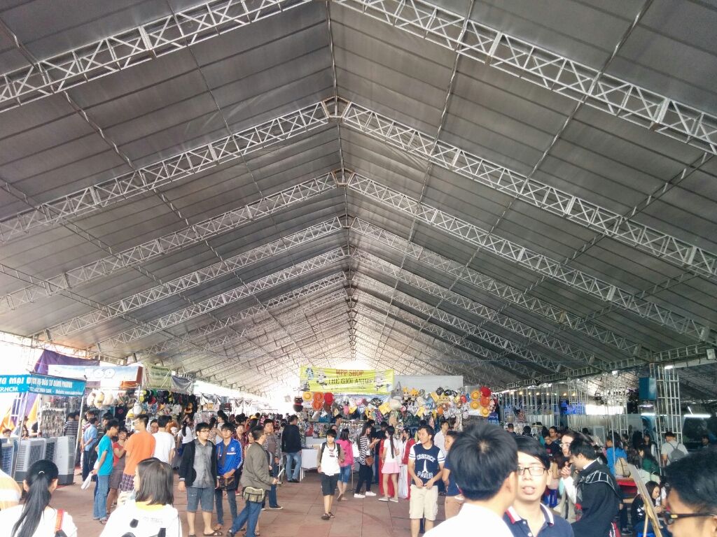ベトナムの Manga Festival 15 に参加した 前編 フェス編 T Yanのブログ ベトナムの Manga Festival 15 に参加した 前編 フェス編 T Yanのブログ