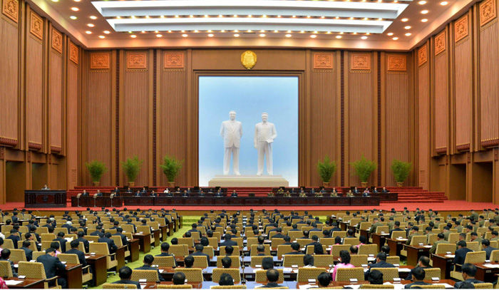 自主・平和・親善のために:朝鮮民主主義人民共和国最高人民会議第13期第3回会議