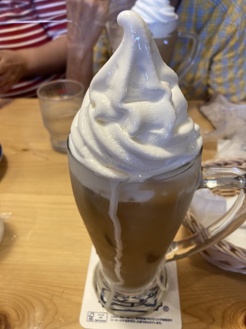 3F24EF88-5F67-4C3E-BED2-F3C6BF691A2F