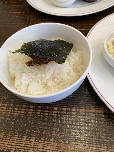 EA4A63E0-D56E-4C66-8595-6AD564209D1B