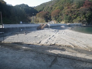 20151027_033雄勝波板