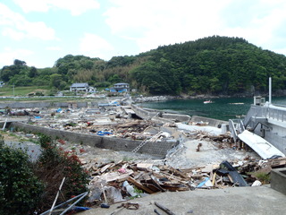 20110525_014旧志津川町南部滝浜