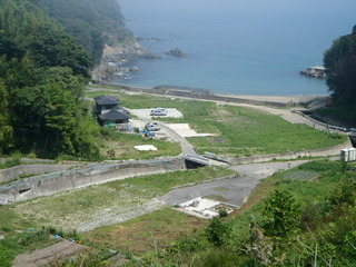 20120822_033雄勝波板