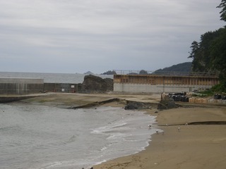 20140827_004雄勝波板