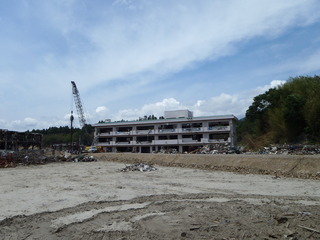 20110616_006北上町支所周辺