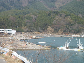 20110427_050雄勝大浜