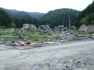 20110817_030雄勝名振小浜